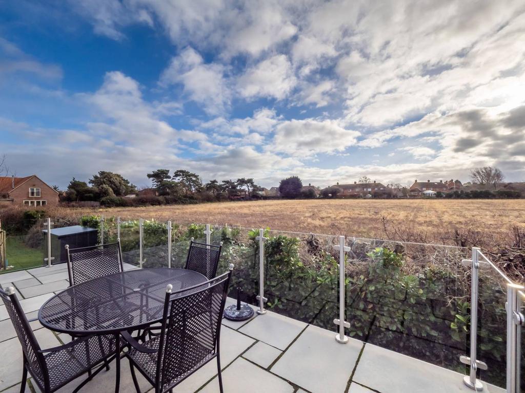 Burnham Market Norfolk 2 bed lodge for sale £395,000