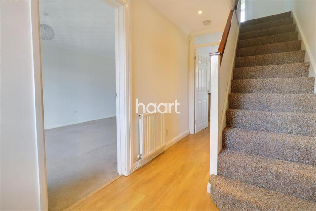 Ridgeway Road, Swindon 3 bed terraced house to rent £1,300 pcm (£300 pw)