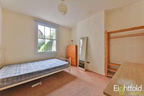 4 bedroom terraced house to rent, Old Shoreham Road, Brighton