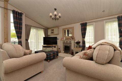 3 bedroom park home for sale, Woodland View, Hoburne Bashley Holiday Park, New Milton, Hampshire, BH25
