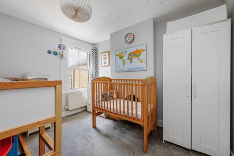 7 Du Burstow Terrace, London, W7 2NU