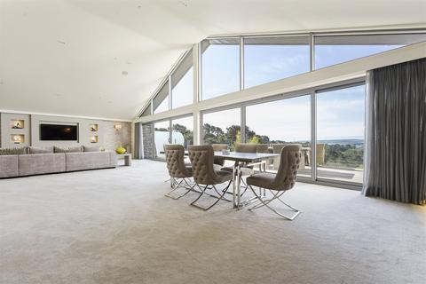 4 bedroom penthouse for sale, Haig Avenue, Canford Cliffs, Poole, Dorset, BH13