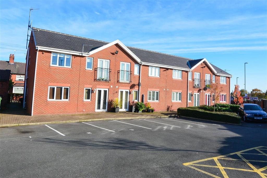 South End Grove, Bramley, Leeds, LS13 2 bed apartment £775 pcm (£179 pw)