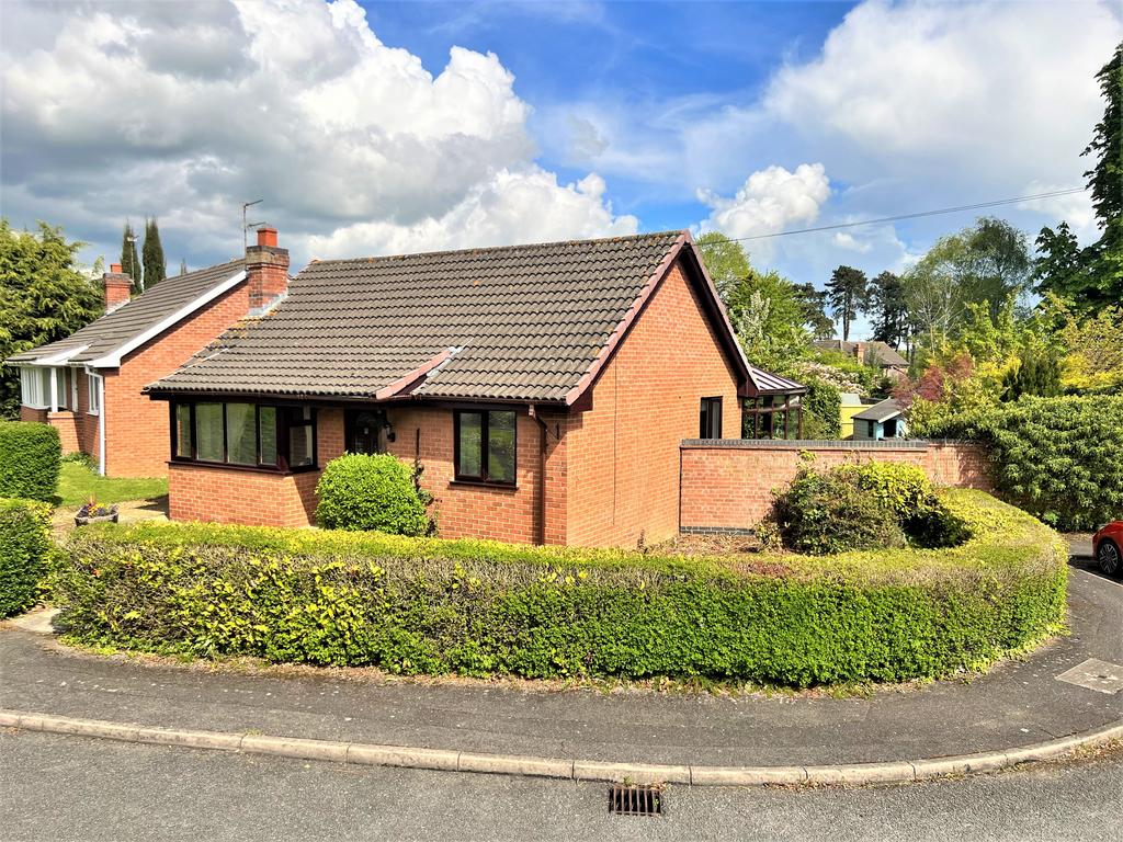 Cedarwood Close, Gonerby Hill Foot, Grantham, NG31 2 bed detached