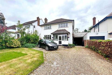 37 Warren Road, Ickenham, Uxbridge, UB10 8AD