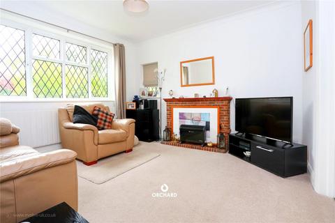 37 Warren Road, Ickenham, Uxbridge, UB10 8AD