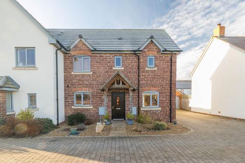 3 bedroom semi-detached house for sale, Ariconium Place, Weston under Penyard, Ross-on-Wye, Herefordshire, HR9