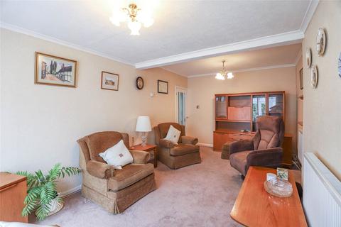 2 bedroom bungalow for sale - Marshalls Way, Wheathampstead, St. Albans, Hertfordshire, AL4