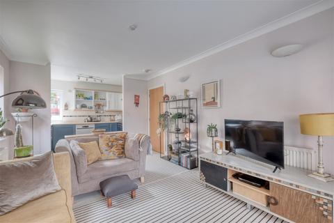 9 Diglis Court, Worcester, WR5 3BF