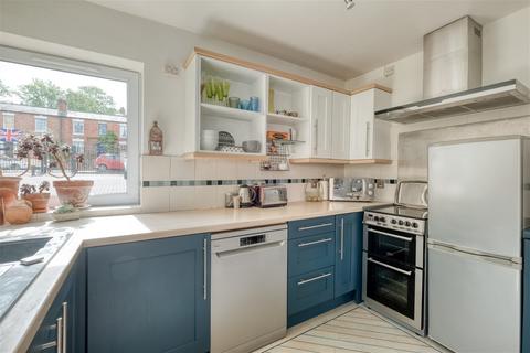 9 Diglis Court, Worcester, WR5 3BF