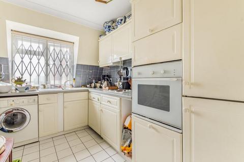 2 bedroom penthouse for sale - Clive Court, Maida Vale