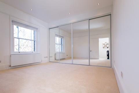 5 bedroom detached house to rent, Blenheim Road, London, NW8