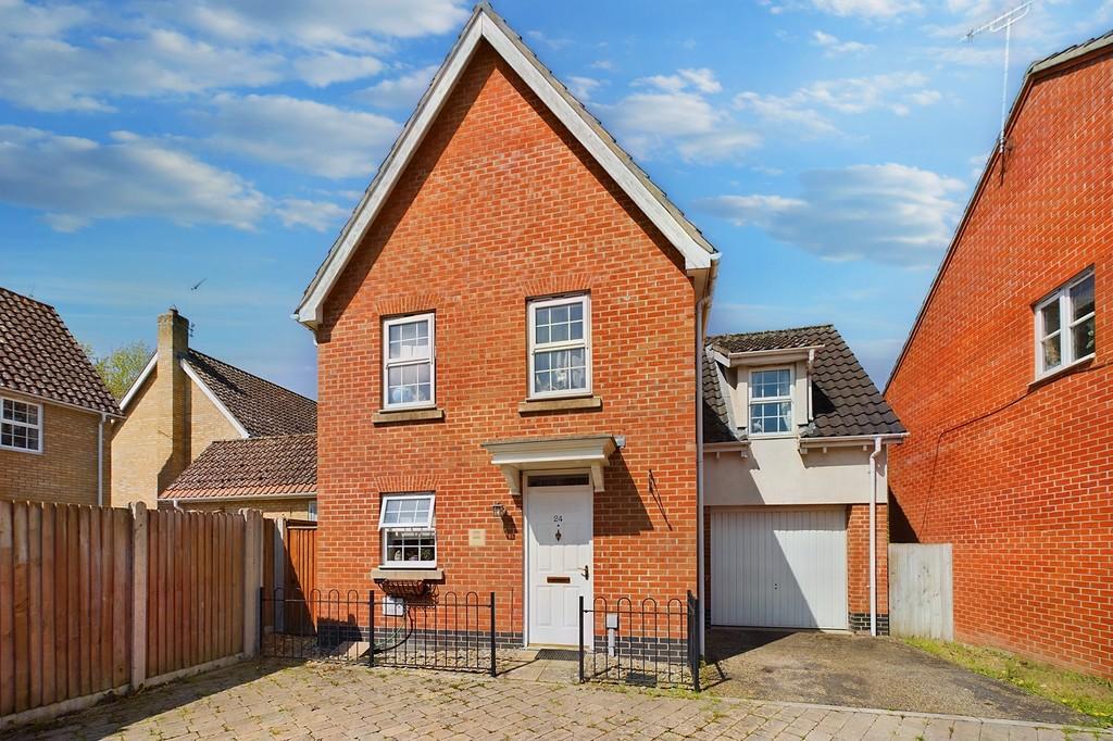 Pennycress Drive, Thetford 4 bed detached house £290,000