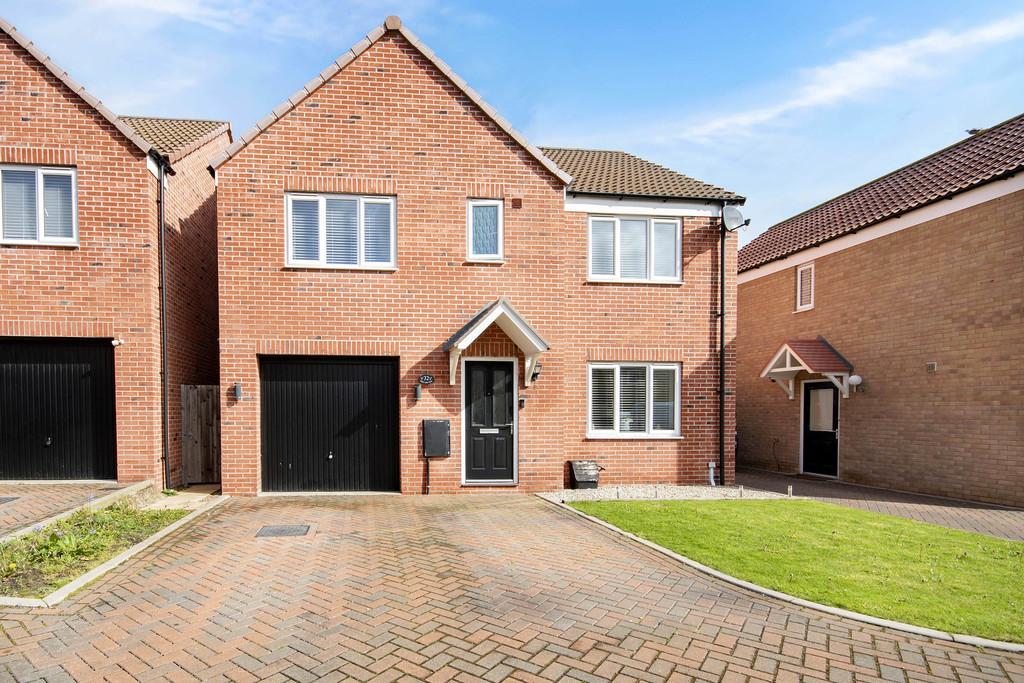 White Park Place, Retford 5 bed detached house for sale £295,000