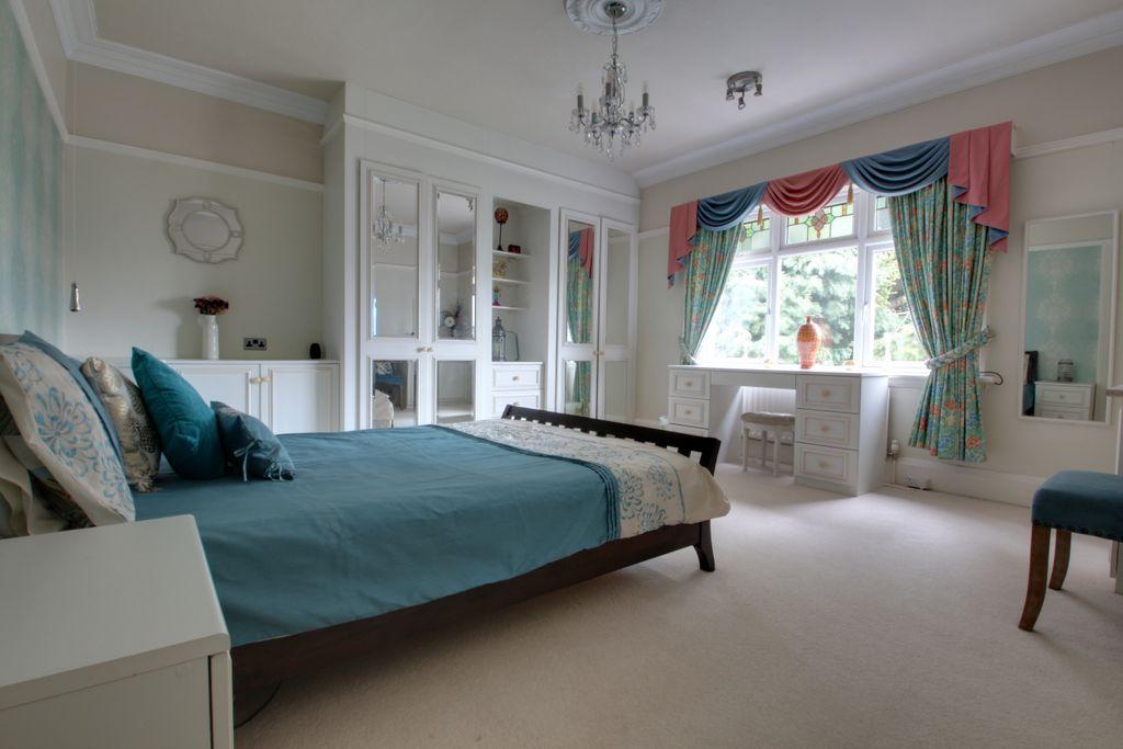 Bedroom 2 (Double with Ensuite)