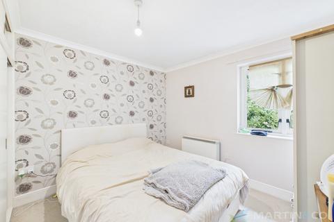 1 bedroom apartment for sale, Truro
