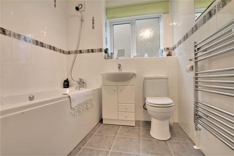 23 Gull Way, Chatteris, PE16 6DT