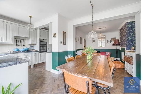 8 Erroll Road, Romford, RM1 3DJ