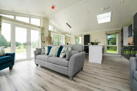 undefined, Four Bed Oakgrove Waverton (50x22) Faringdon Grange Holiday Lodge Park, Faringdon  SN7
