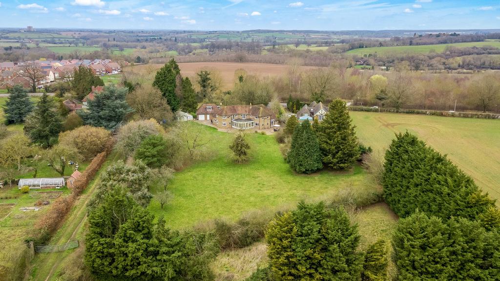 Southam Road, Radford Semele, CV31 5 bed detached house for sale £