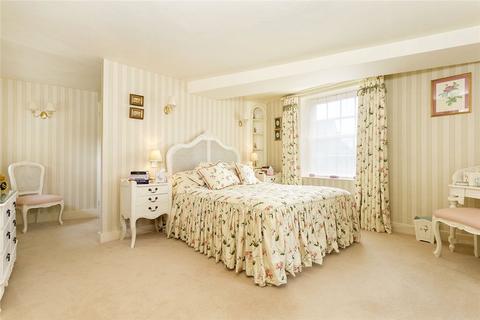 Old Parsonage Church Street, Moreton-in-marsh, GL56 0LN