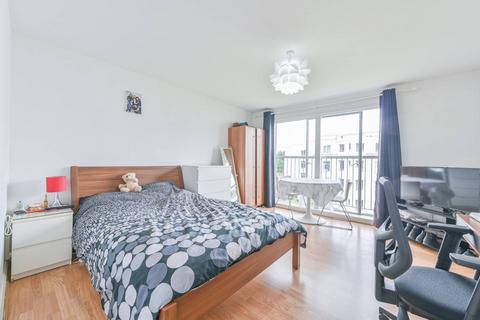 1 bedroom flat for sale, Wood Lane, Shepherd's Bush, London, W12