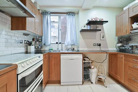 2 bedroom flat for sale, Southampton Row, Bloomsbury, London, WC1B