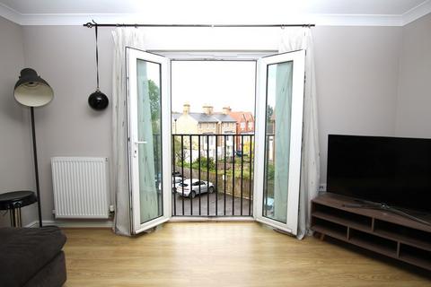 8 Brignall Place, Dunmow, CM6 1ET