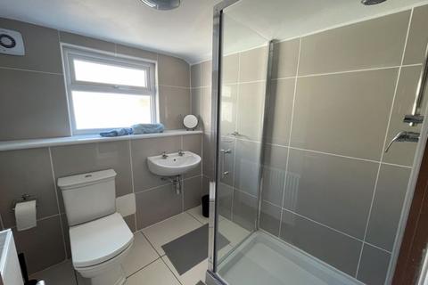 1 bedroom flat to rent, High Street, Stoke-On-Trent