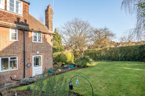 22 Addison Way, London, NW11 6AJ