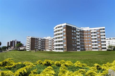 2 bedroom apartment to rent, Elizabeth Court, Grove Road, East Cliff