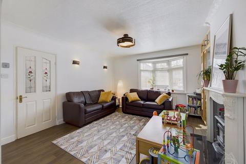 52 Hamble Lane, South Ockendon, RM15 5HQ