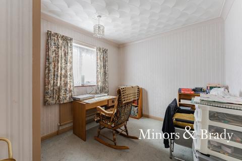 15 Antingham Drive, North Walsham, NR28 9BE