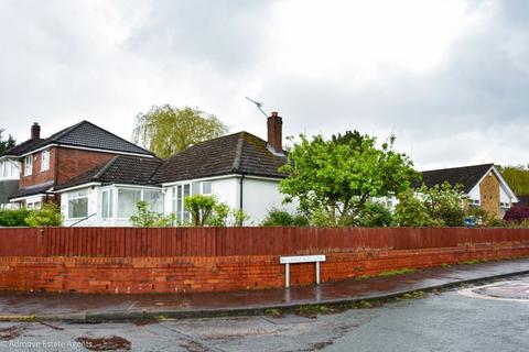 3 bedroom bungalow to rent, Kendal Drive, Gatley, Cheadle, SK8