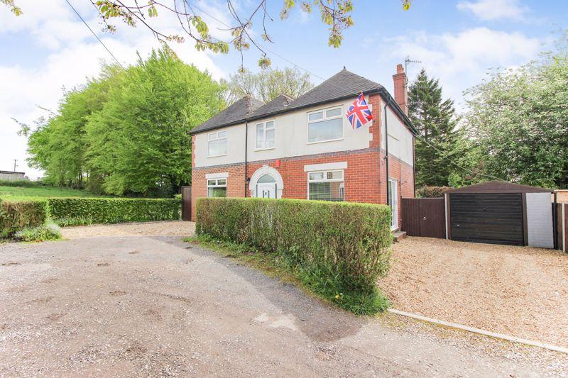 Light Oaks Avenue, Light Oaks, ST2 4 bed detached house for sale £380,000