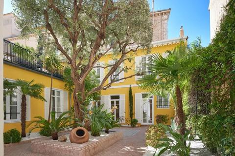 3 bedroom villa, Cannes, 06400, France