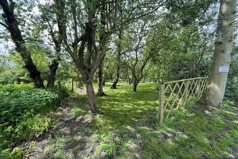 Land for sale - HIMLEY, Cherry Lane