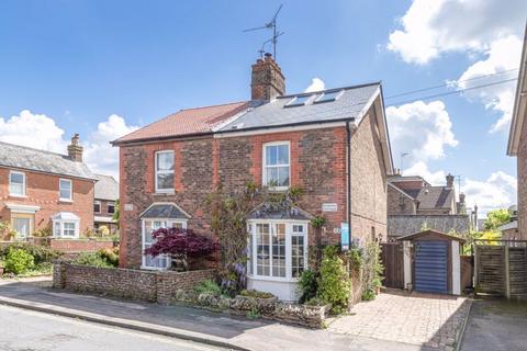 23 Spencers Road, Horsham, RH12 2JQ