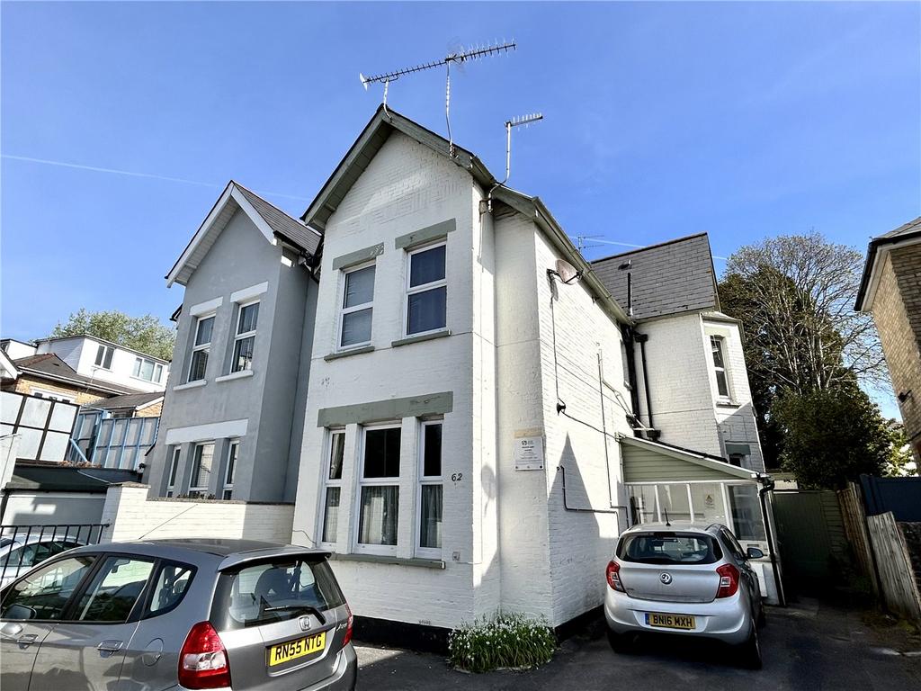 Alum Chine Road, Bournemouth, BH4 1 bed apartment £775 pcm (£179 pw)