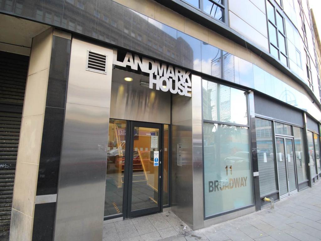 Landmark House, City Centre, Bradford 2 bed flat £725 pcm (£167 pw)