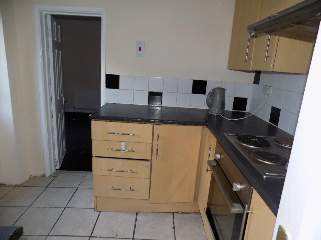 Partridge Road, Llanhilleth, Abertillery. NP13 2JE. 3 bed terraced