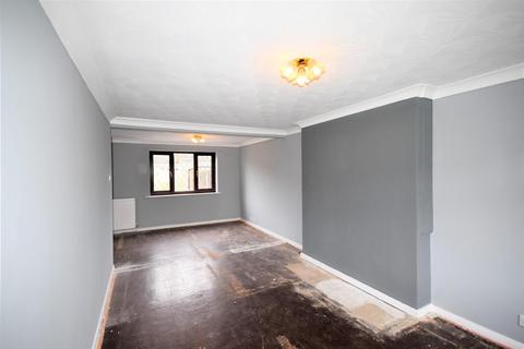 2 Birt Grove, Goole, DN14 6RP