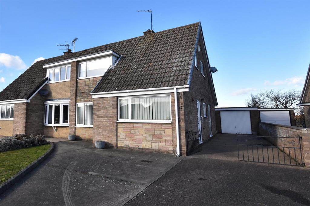 Woodfield Road, Goole 4 bed semidetached house for sale £210,000