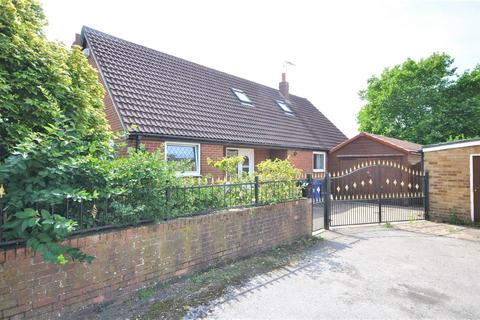 4 bedroom detached bungalow for sale, Marshland Road, Moorends, Doncaster, DN8