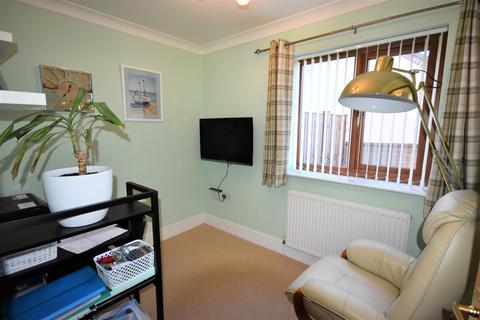 2 The Anchorage, Hook, Goole, DN14 5FJ
