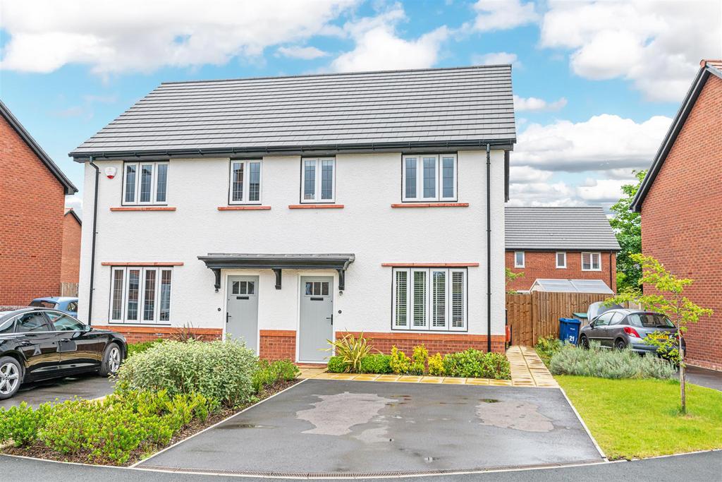 Crowleygreen Gardens, Appleton Thorn, Warrington 3 bed semidetached
