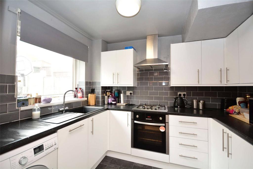 Musgrave View, Leeds, West Yorkshire 3 bed terraced house for sale £