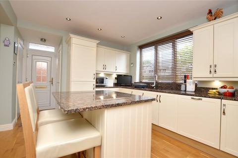 3 bedroom detached house for sale, Woodhall Park Avenue, Woodhall, Pudsey