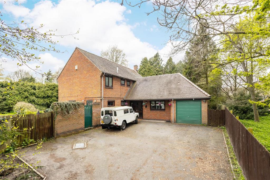 Bosworth Road, Barlestone, Nuneaton 4 bed detached house for sale £