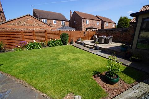 3 bedroom detached house for sale, High Street, Barmby on the Marsh